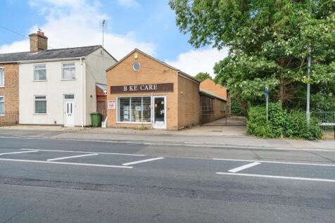 Detached house for sale