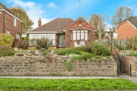 3 bedroom detached bungalow for sale