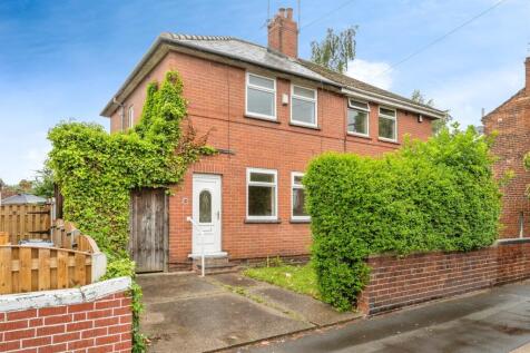 2 bedroom semi-detached house for sale