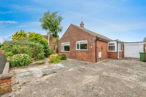 2 bedroom detached bungalow for sale