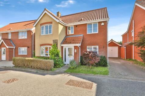 6 bedroom detached house for sale