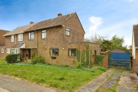 4 bedroom semi-detached house for sale