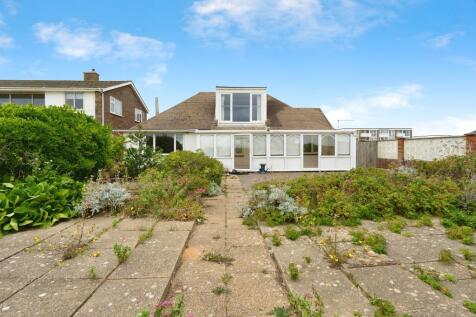 4 bedroom detached bungalow for sale