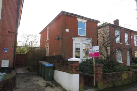 2 bedroom detached house for sale