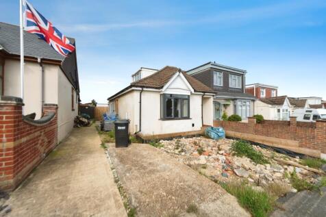 2 bedroom bungalow for sale