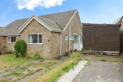 2 bedroom semi-detached bungalow for sale