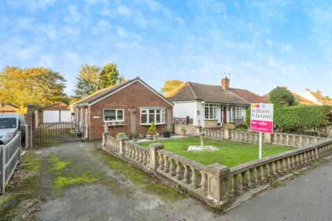 2 bedroom detached bungalow for sale