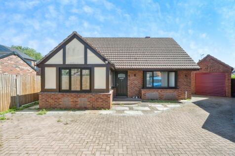 3 bedroom detached bungalow for sale