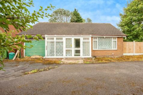 2 bedroom detached bungalow for sale