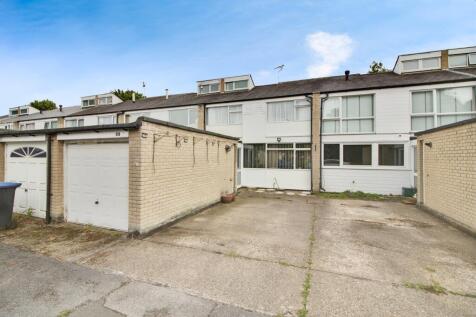 4 bedroom terraced house for sale