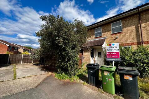 2 bedroom semi-detached house for sale