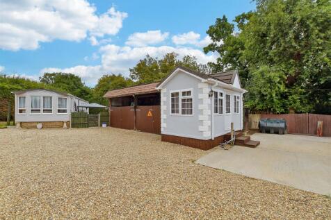 2 bedroom mobile home for sale