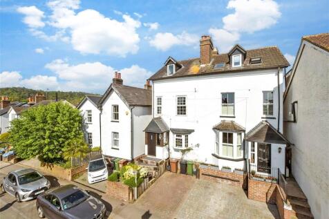Nutley Lane, Reigate, Surrey 3 bed semi