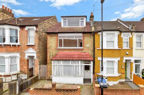 Kynaston Road, Thornton Heath, Surrey 4 bed end of terrace house for sale