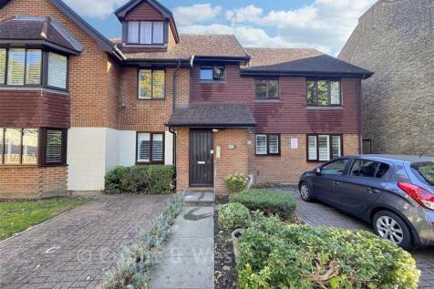 Lenham Road, Sutton, Surrey 1 bed ground floor flat for sale