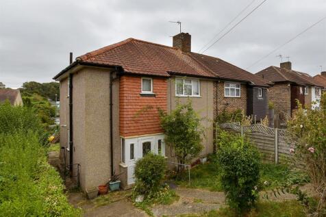 Courtney Crescent, Carshalton, Surrey 3 bed semi