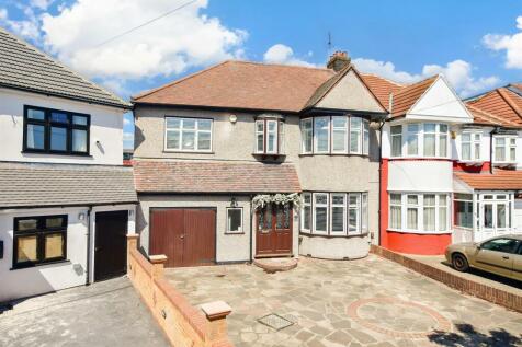 4 bedroom semi-detached house for sale