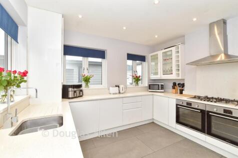 3 bedroom bungalow for sale