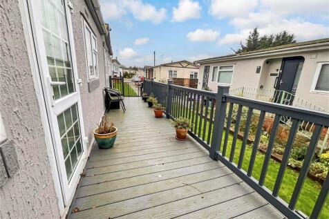 2 bedroom park home for sale