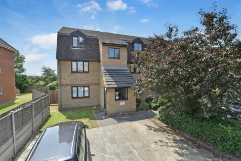 Blandford Close, Romford, Essex 1 bed flat for sale