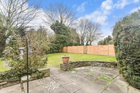 4 bedroom semi-detached bungalow for sale