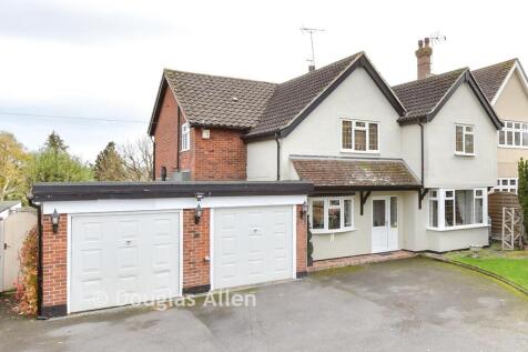 4 bedroom semi-detached house for sale