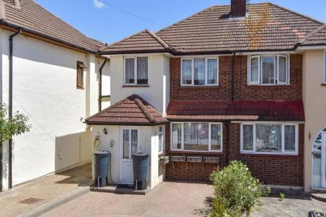 Chaseside Close, Romford, Essex 3 bed semi