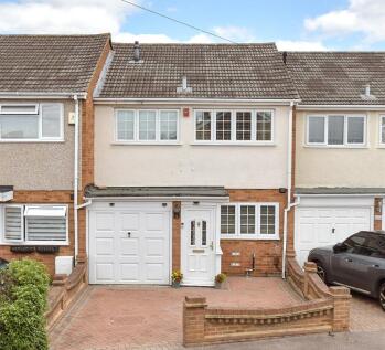 3 bedroom terraced house for sale
