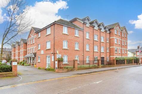 Morland Road, Ilford, Essex 1 bed flat for sale