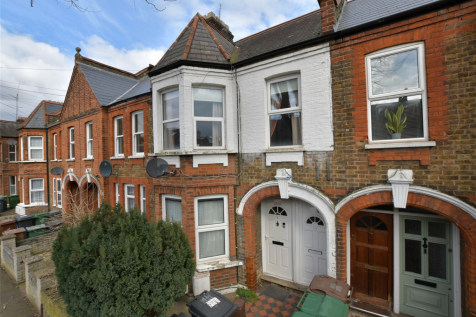 Blyth Road, Walthamstow 2 bed maisonette for sale