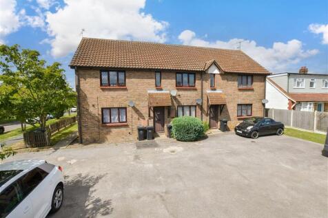 Studio flat for sale