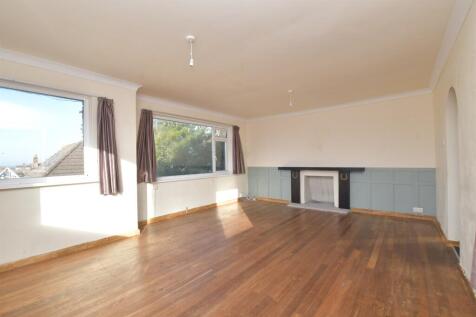 3 bedroom chalet for sale