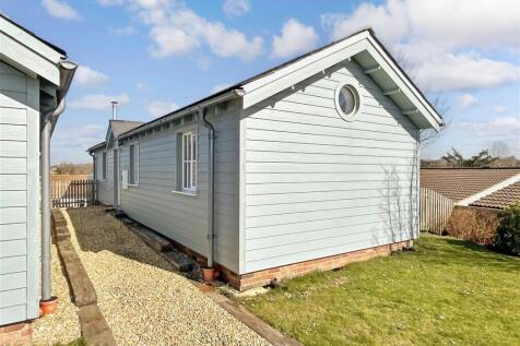2 bedroom park home for sale