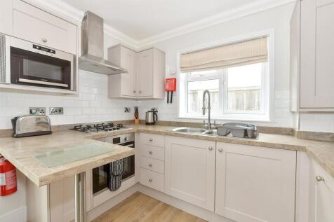 2 bedroom park home for sale