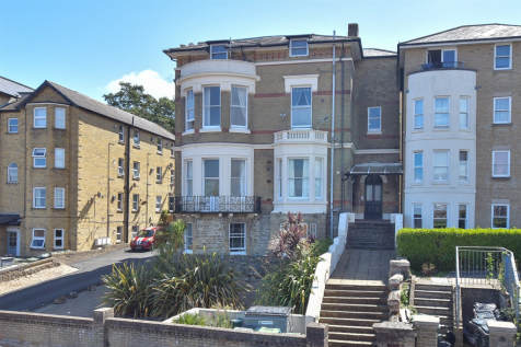 West Hill Road, Ryde, Isle of Wight 2 bed apartment for sale