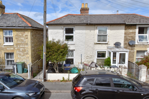 High Street, Ryde, Isle of Wight 2 bed end of terrace house for sale