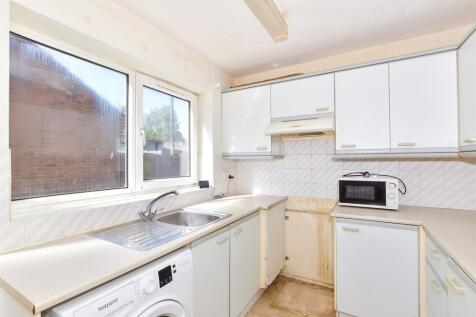 2 bedroom semi-detached bungalow for sale