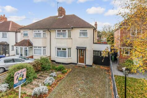 Stephen Road, Bexleyheath, Kent 3 bed semi