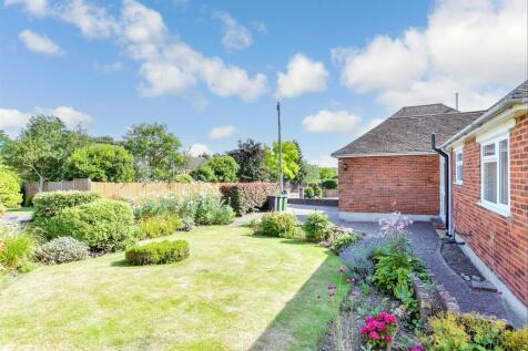 3 bedroom detached bungalow for sale