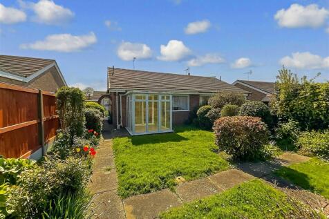 2 bedroom semi-detached bungalow for sale