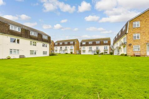 2 bedroom ground floor flat for sale