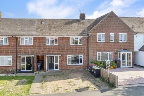 4 bedroom terraced house for sale