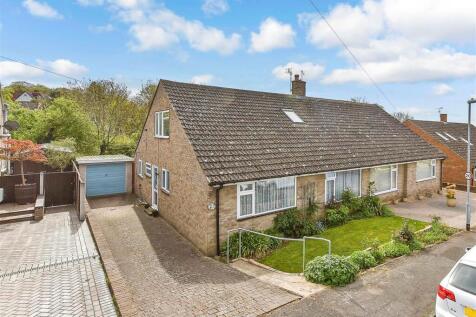 4 bedroom chalet for sale