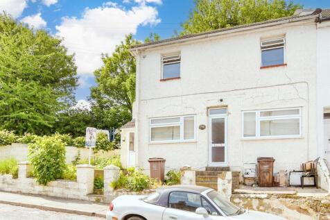 1 bedroom ground floor flat for sale