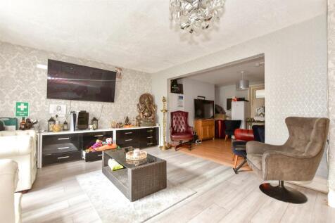 7 bedroom semi-detached house for sale