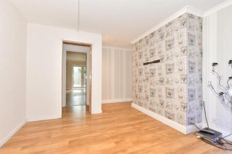 7 bedroom semi-detached house for sale