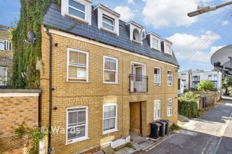 7 bedroom block of apartments for sale