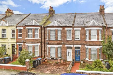 5 bedroom terraced house for sale