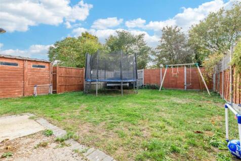 Burnham Crescent, Dartford, Kent 2 bed maisonette for sale