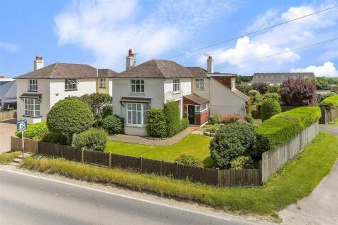 Dover Road, Walmer, Deal, Kent 2 bed detached house for sale